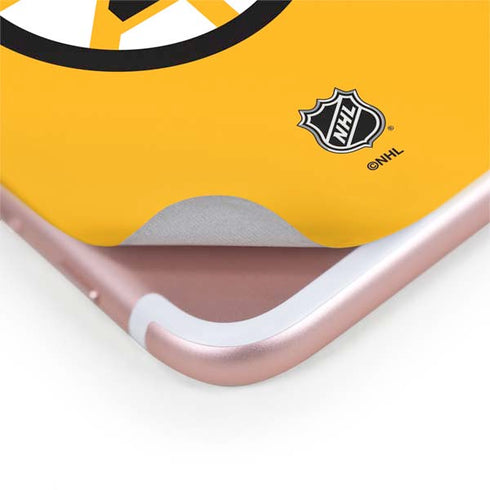 NHL Boston Bruins Solid Background iPhone 8 Plus Skin